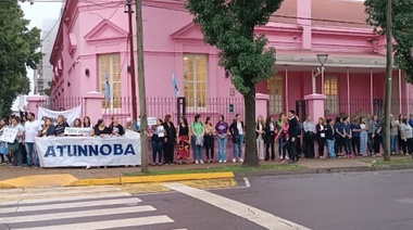 "Universidad Abierta", lema de una vigilia organizada por ADUNOBA