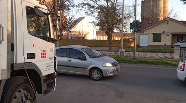 Modifican ordenanza que regula acarreo de vehículos mal estacionados