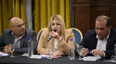 Con presencia plena de la cuarta, intendentes UCR ante Kicillof