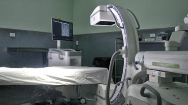 Recoulat anunció millonaria inversión en equipamiento para el sistema de salud