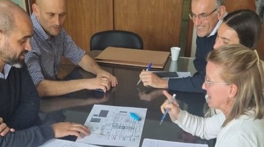 Lago analizó con funcionarios provinciales nuevas obras en el Hospital de Alberti