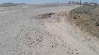 Reclaman a Vialidad Nacional por los pozos del desvío de la variante Chacabuco