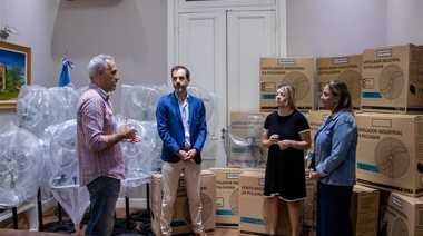 Presentaron la compra de equipamiento para escuelas de Junín