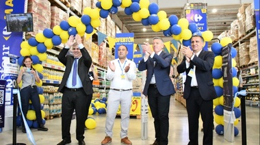 Britos encabezó la inauguración del Carrefour Maxi en Chivilcoy
