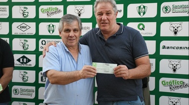 Entregan más de 8 millones de pesos a entidades deportivas