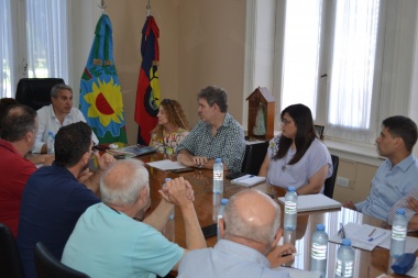 Golía firmó convenios por obras con la Cooperativa Eléctrica de Chacabuco