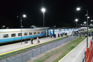 Suspenden servicio tren de pasajeros a Palmira y este jueves pondrían a la venta los pasajes Retiro-Junín