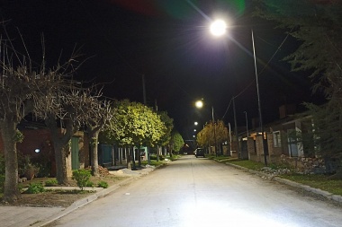 Cuatro barrios de Alberti ya tienen las nuevas luces led de alumbrado público