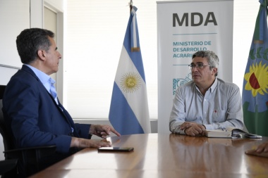 Martínez anunció la llegada de una combi 0km para una Escuela Agraria de Rivadavia