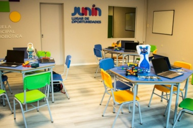 Informe de la fundación Pensar destaca la escuela de robótica de Junín