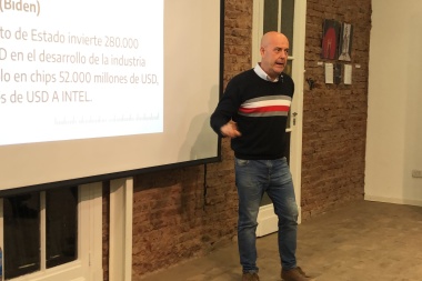 Traverso disertó sobre geopolítica en Pergamino