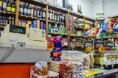 Almaceneros aseguran que "a partir del día 15 ya es fin de mes"