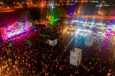 Masiva fiesta de la Primavera en Junín