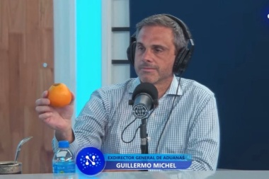 Guillermo Michel ejemplificó con una naranja importada de Egipto la situación del trabajador argentino