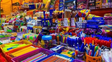 Escuelas de Junín organizan colecta solidaria de útiles para Bahía Blanca