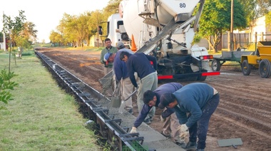 Comenzó la Obra de Cordón Cuneta en González Moreno