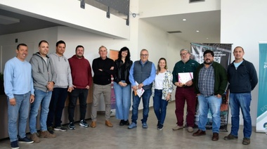 Gentile compartió un desayuno de trabajo con empresarios y emprendedores