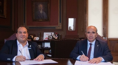 Recoulat firmó convenio con la UNLP para cooperación con el municipio