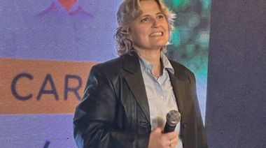 Bragado: denuncian que candidata libertaria cobra en Diputados