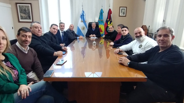 Golía firmó convenio para que los transportistas de Chacabuco obtengan un 20% de descuento en la RTO