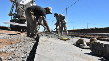 Trenque Lauquen acelera la urbanización de la Ampliación con un plan de asfalto, agua y LED