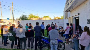 Barenghi se reunió con vecinos de Fátima, La Carlota y Villa Cano y ratificó su apoyo a la obra