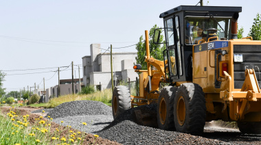 Iniciaron las obras de consolidado de calles en el barrio Las Rosas