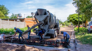 "Cuando otros municipios no llegan a pagar aguinaldos, nosotros seguimos ejecutando obra pública"