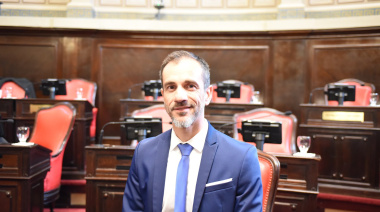 Petrecca juró como senador: "voy a llevar el modelo de Junín a la provincia"