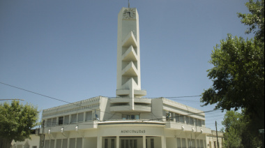 Confirman pago del medio aguinaldo y un bono para los trabajadores municipales de Alberti