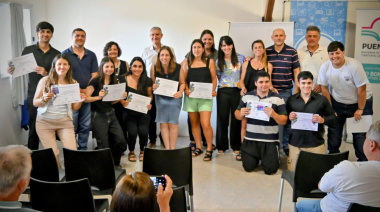 El senador Germán Lago encabezó entrega de diplomas a estudiantes que egresaron de la Diplomatura en Producción Agropecuaria