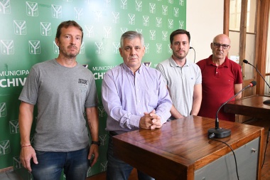 Britos advirtió que podría crear un servicio de colectivos municipal