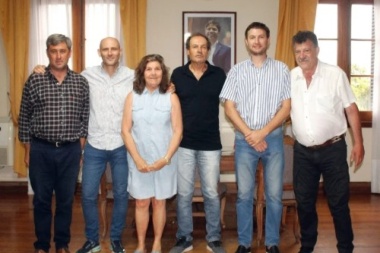 Intendentes de UxP de la cuarta respaldaron a fondo a Kicillof