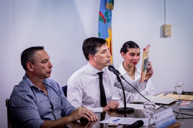 Flexas resaltó el rol del municipio y reclamó "más atribuciones"