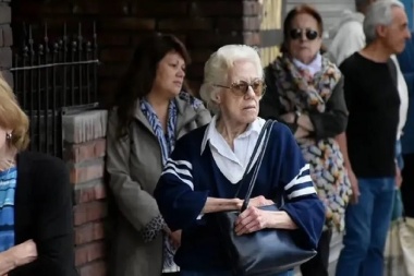 Fuerte respaldo y mensaje opositor a la marcha de los jubilados en Junín