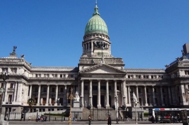 Repudio opositor en la cuarta al rechazo del Senado sobre Ficha Limpia
