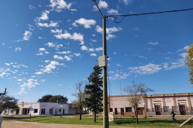 La municipalidad de Villegas sumó cinco cámaras de seguridad para Coronel Charlone