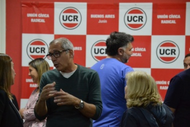 "No se sabe dónde está parado políticamente Manes"