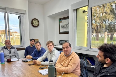 Con la emergencia hídrica en agenda, Recoulat estuvo con las nuevas autoridades de La Rural