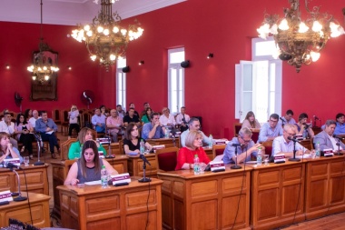 El Concejo aprueba la rendición de cuentas 2024 en Junín