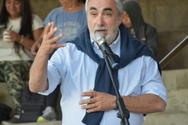 “Ningún dirigente radical habló con LLA, no hay diálogo con los libertarios"