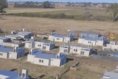 Lincoln avanza con plan habitacional: supervisan obra de 38 nuevas viviendas