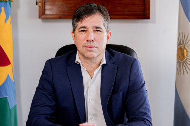 "Los radicales ya decidimos que no vamos con LLA, ni con los K"