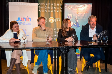 Presentaron las actividades de la ExpoJunín 2025 en la Feria del Libro