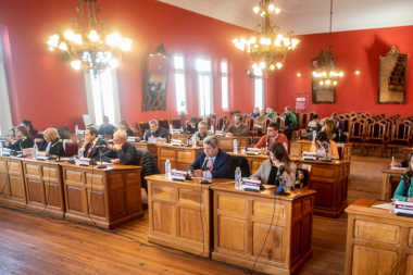 Concejo Deliberante sesiona con una amplia agenda y cruces políticos