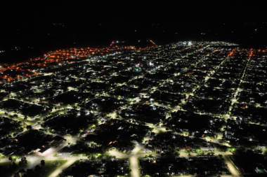 Rivadavia avanza con el recambio de luminarias LED en América