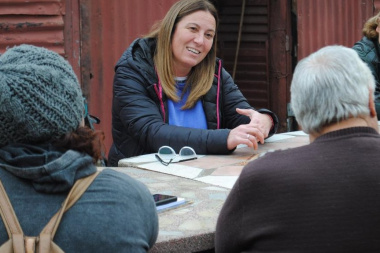 "Con el FMI sí, con las familias no", cuestionan desde el massismo