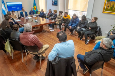 Petrecca se diferencia de nación y anuncia obra pública millonaria