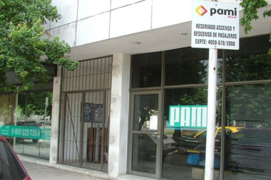 Pidieron informes a PAMI por la entrega de medicamentos en Junín