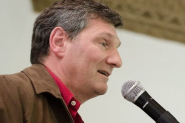 Jorge Fernández expuso la ruptura del peronismo linqueño
